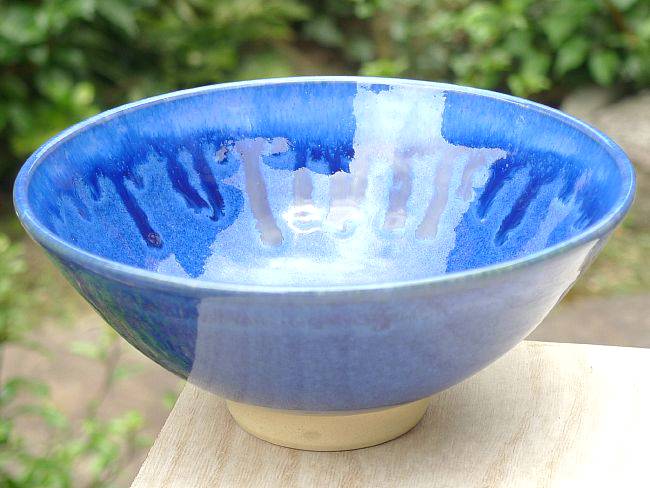 青釉平茶碗のカタチの画像