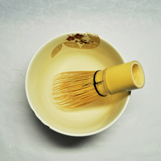 抹茶碗 四季七宝つなぎと茶筅の画像