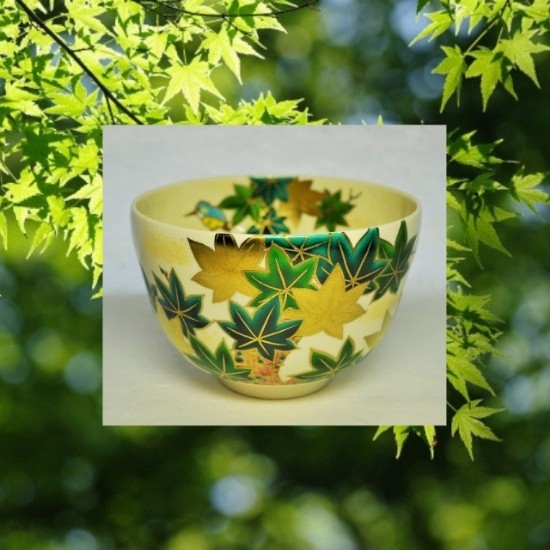 抹茶碗青楓にカワセミと青楓の画像