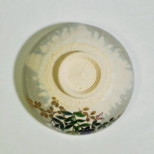 平茶碗彩流桔梗の裏側の画像